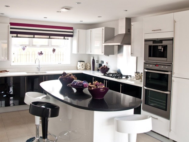 Two Tone Quartz Worktops - Change Of Style